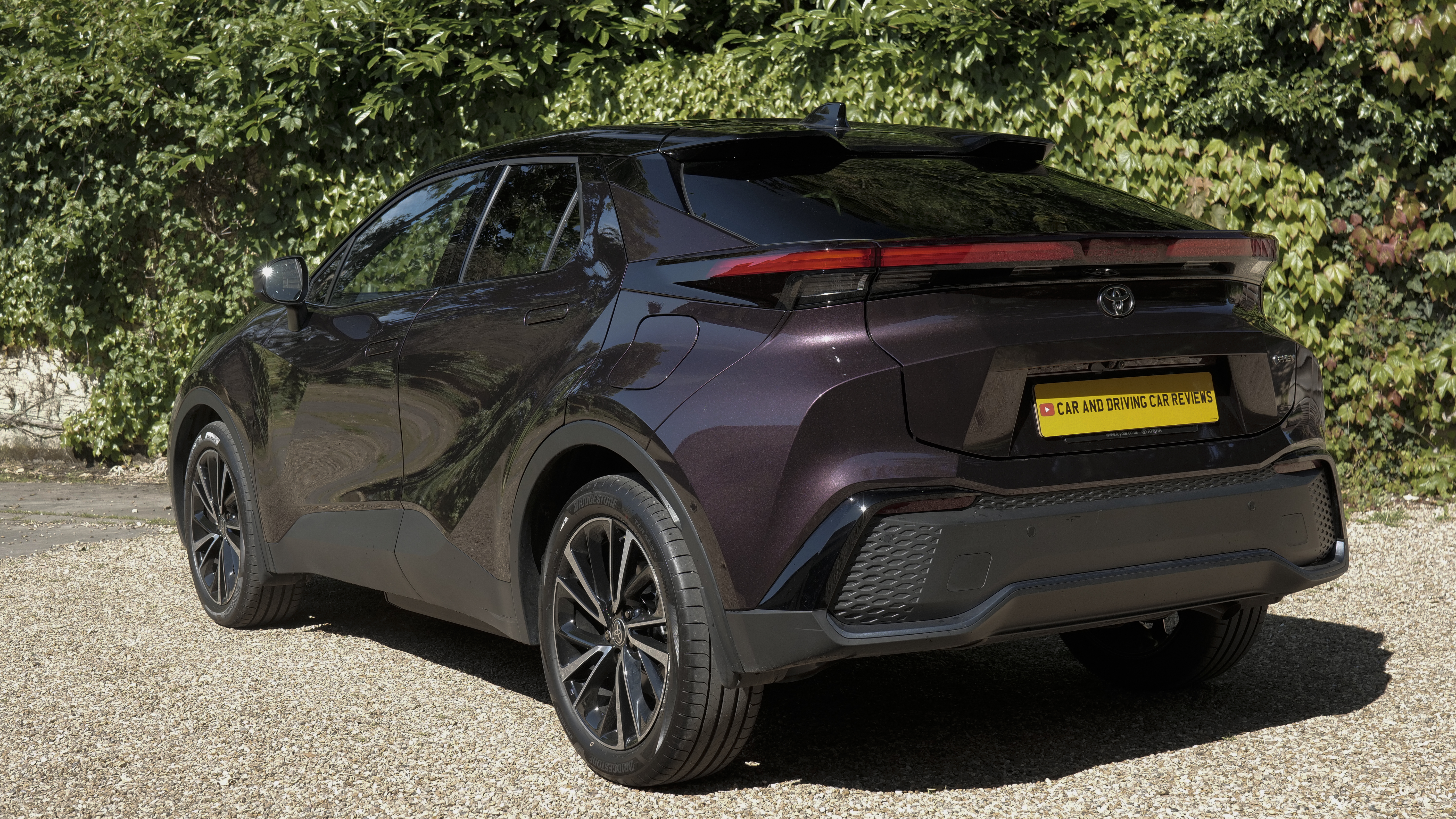 TOYOTA C-HR HATCHBACK 2.0 PHEV Design 5dr CVT